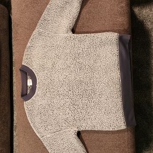 Very fluffy & soft sweater